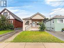 57 WEIR STREET S | Hamilton Ontario | Slide Image Four