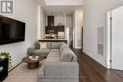 TH7 - 20 BRUYERES MEWS | Toronto Ontario | Slide Image Three