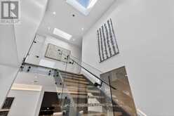 39 DERWYN ROAD | Toronto Ontario | Slide Image Twenty-three