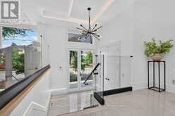 39 DERWYN ROAD | Toronto Ontario | Slide Image Four