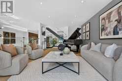 39 DERWYN ROAD | Toronto Ontario | Slide Image Nine