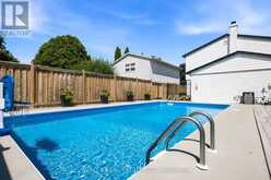 440 SANDFORD STREET | Newmarket Ontario | Slide Image Thirty-eight