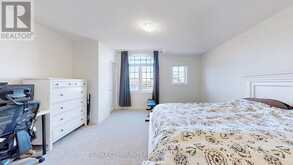 3279 TURNSTONE BOULEVARD | Pickering Ontario | Slide Image Thirty