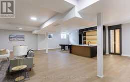606 STEPHENS CRESCENT | Oakville Ontario | Slide Image Thirty-seven