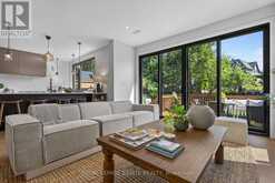 5 NORTH DRIVE | Toronto Ontario | Slide Image Twelve