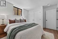 5 NORTH DRIVE | Toronto Ontario | Slide Image Forty-one