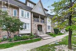 29 - 42 PINERY TRAIL | Toronto Ontario | Slide Image Two