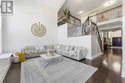 21 SKYLINE TRAIL | Nobleton Ontario | Slide Image Eleven