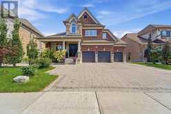21 SKYLINE TRAIL | Nobleton Ontario | Slide Image Two