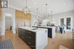 316 TOUCH GOLD CRESCENT | Aurora Ontario | Slide Image Seventeen