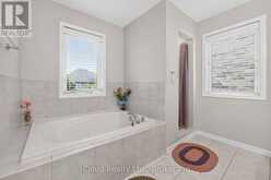 904 TOLETZA LANDING | Milton Ontario | Slide Image Thirty-one