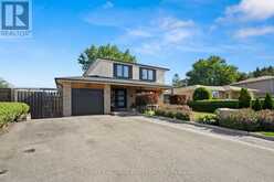 8 GRASSINGTON CRESCENT | Brampton Ontario | Slide Image One