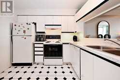 306 - 330 RATHBURN ROAD W | Mississauga Ontario | Slide Image Nineteen