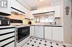 306 - 330 RATHBURN ROAD W | Mississauga Ontario | Slide Image Twenty
