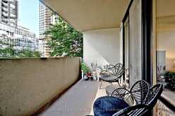 306 - 330 RATHBURN ROAD W | Mississauga Ontario | Slide Image Thirty-four