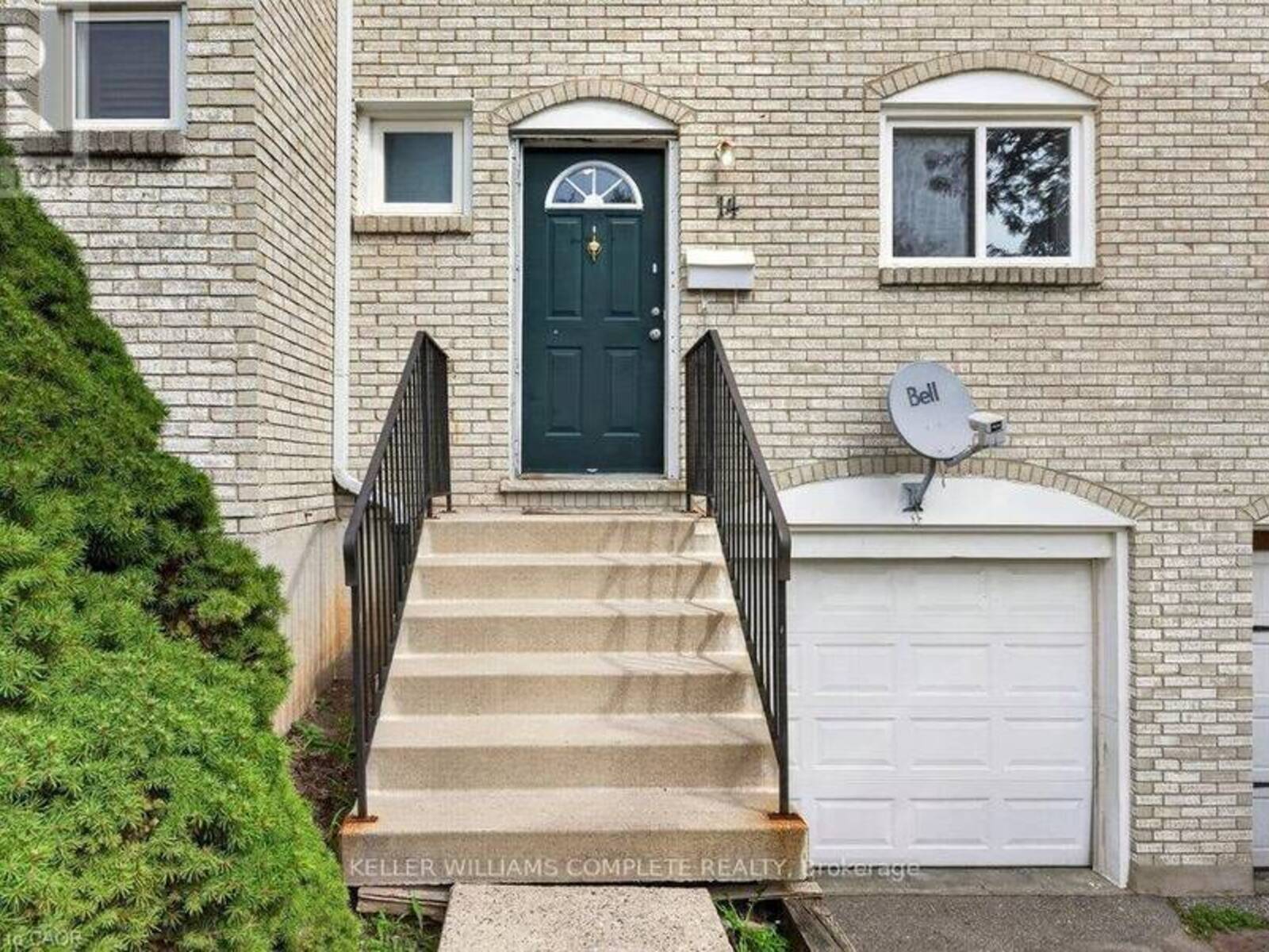 14 - 120 QUIGLEY ROAD, Hamilton, Ontario L8K 6L4