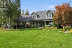 27 JOHN MARTIN CRESCENT | Hamilton Ontario | Slide Image Two