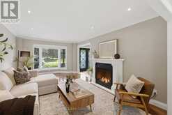 27 JOHN MARTIN CRESCENT | Hamilton Ontario | Slide Image Eight