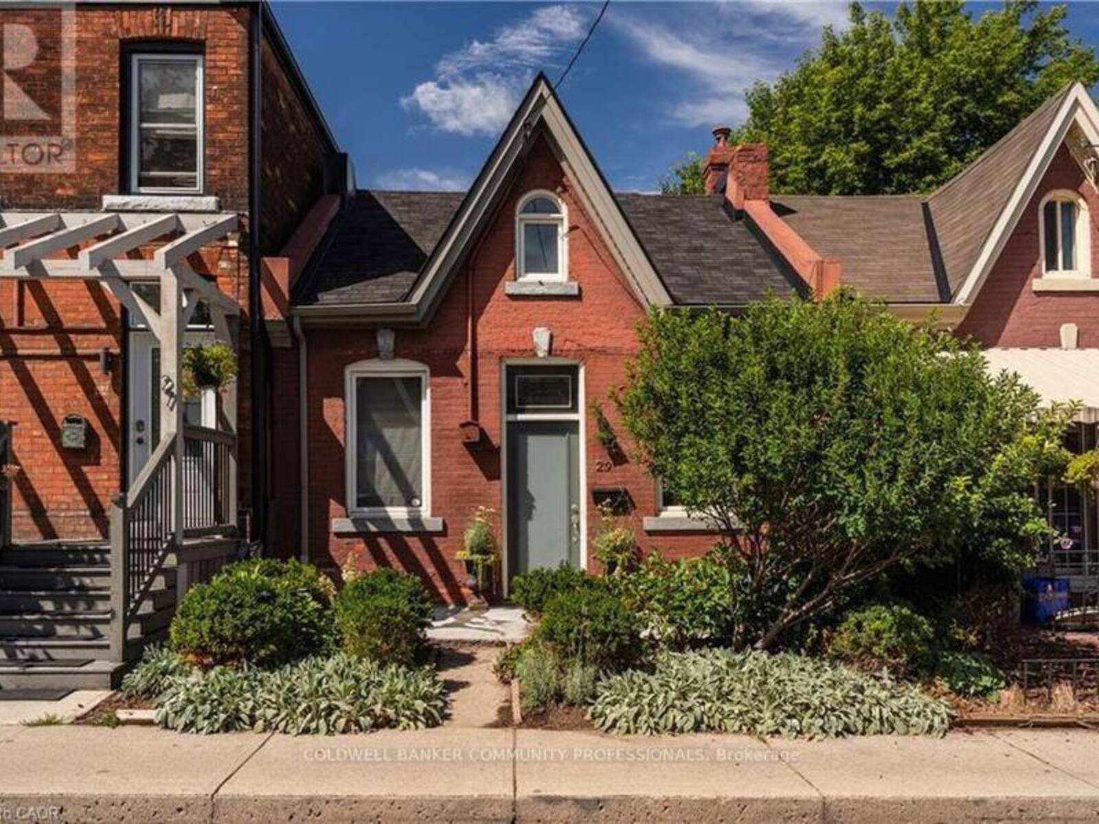 29 STEVEN STREET, Hamilton, Ontario L8L 5N4