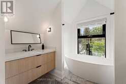 75 LAWRENCE CRESCENT | Toronto Ontario | Slide Image Thirty-five