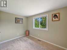 9 BIRCH COURT | Aurora Ontario | Slide Image Thirty-two