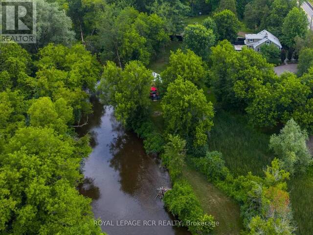 2408 OLDE BASE LINE ROAD Caledon Ontario, L7C 0J3 - 5 Bedrooms Waterfront Home For sale