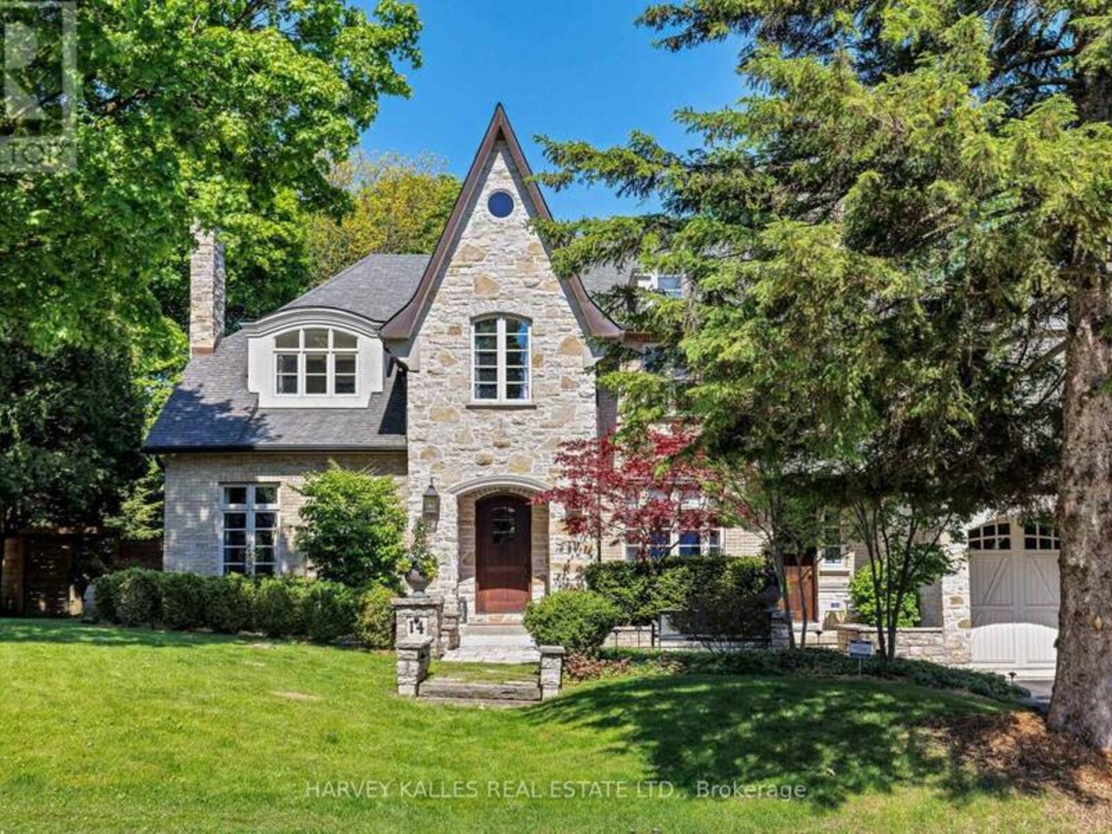 14 DENEWOOD CRESCENT, Toronto, Ontario M3B 1M5