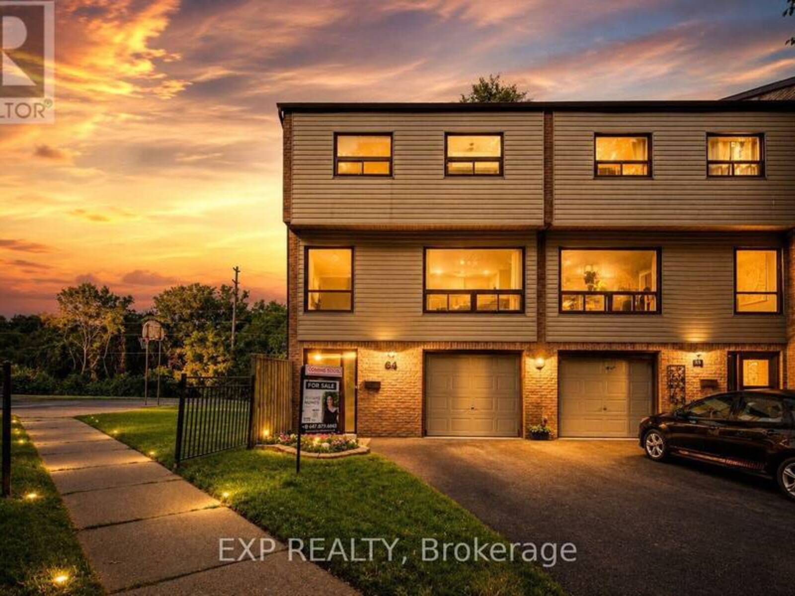 64 PARKLANE CIRCLE, Clarington, Ontario L1C 3V9