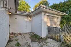 105 BOLTON AVENUE | Newmarket Ontario | Slide Image Thirty-four