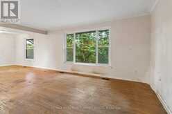 105 BOLTON AVENUE | Newmarket Ontario | Slide Image Seven