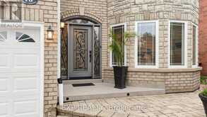 16 CURRY CRESCENT | Halton Hills Ontario | Slide Image Two