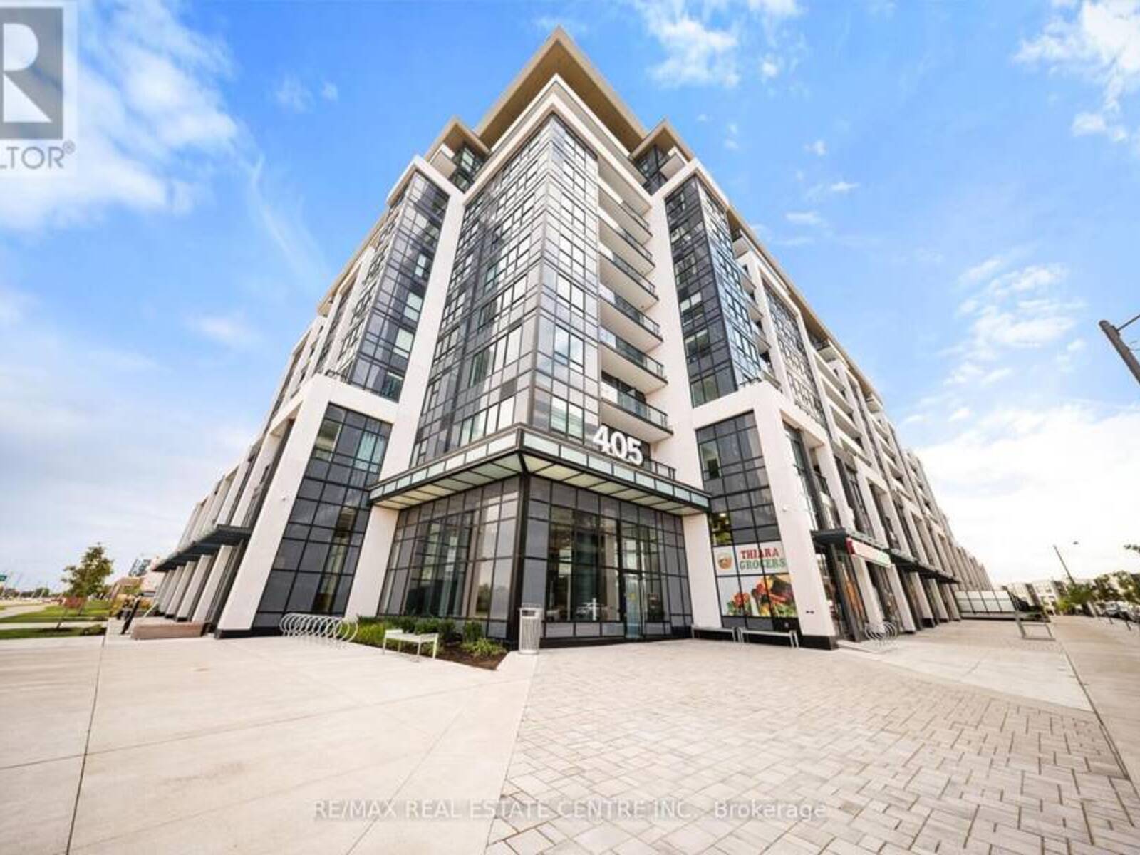 316 - 405 DUNDAS STREET W, Oakville, Ontario L6M 4P9