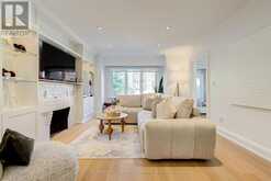2522 LAKE SHORE BOULEVARD W | Toronto Ontario | Slide Image Three