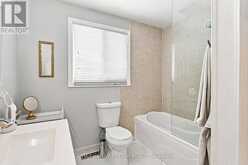 30 HARDING AVENUE | Barrie Ontario | Slide Image Eleven