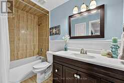 76 SHALOM WAY | Barrie Ontario | Slide Image Nineteen