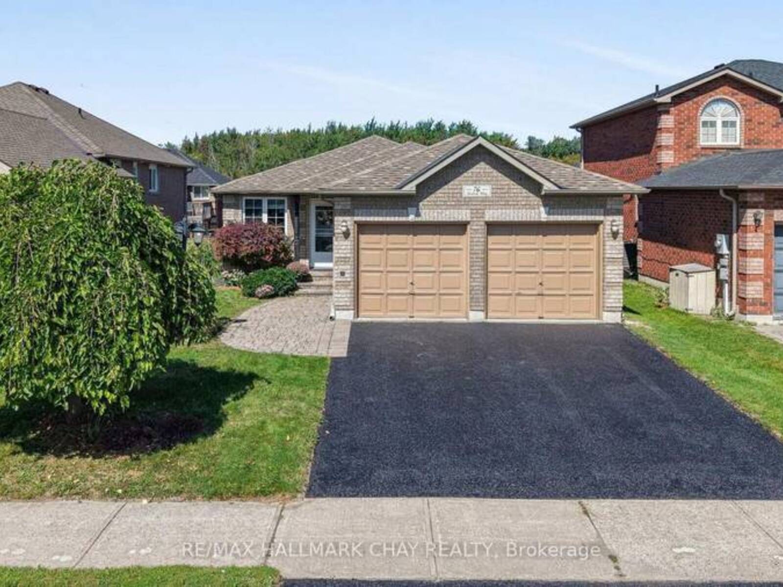 76 SHALOM WAY, Barrie, Ontario L4N 5Y3