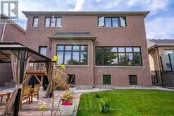 23 CARLINDS CRESCENT | Whitchurch-Stouffville Ontario | Slide Image Forty-seven