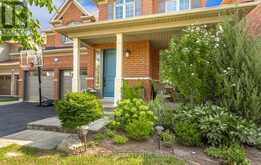 238 MELANSON HEIGHTS | Milton Ontario | Slide Image Three