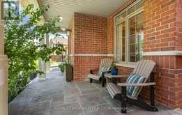 238 MELANSON HEIGHTS | Milton Ontario | Slide Image Four