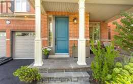 238 MELANSON HEIGHTS | Milton Ontario | Slide Image Five