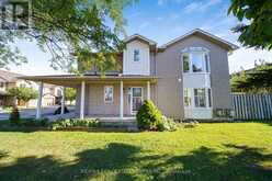1 - 800 PARAMOUNT DRIVE | Hamilton Ontario | Slide Image One