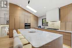 345 RANKIN DRIVE | Burlington Ontario | Slide Image Eight