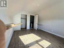 29 FLEMPTON CRESCENT | Toronto Ontario | Slide Image Thirteen