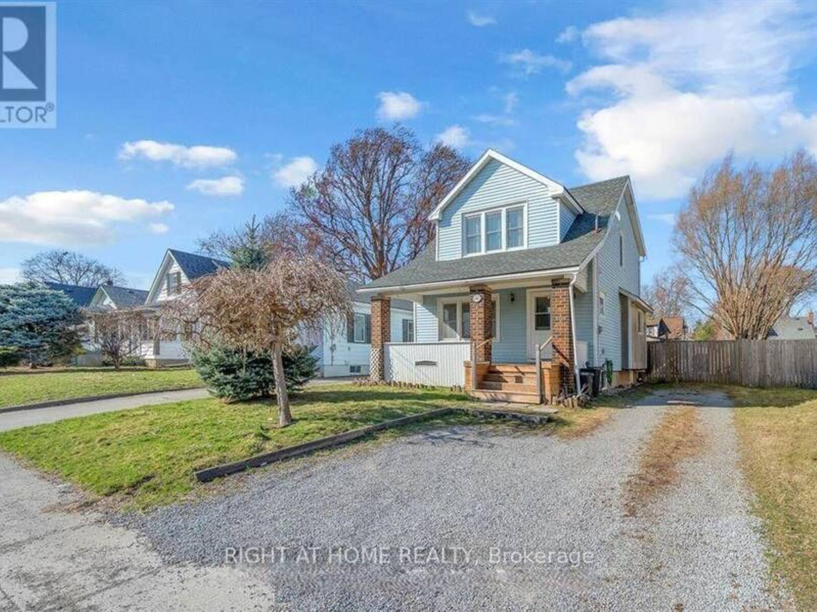 6367 CULP STREET, Niagara Falls, Ontario L2G 2C2