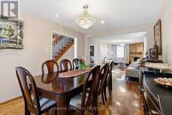 82 JUSTUS DRIVE | Richmond Hill Ontario | Slide Image Twelve