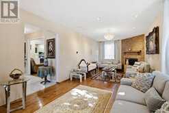 82 JUSTUS DRIVE | Richmond Hill Ontario | Slide Image Seventeen