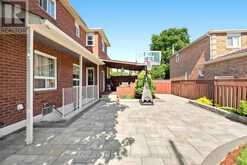82 JUSTUS DRIVE | Richmond Hill Ontario | Slide Image Seven