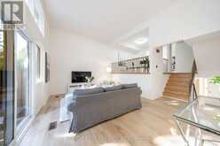 102 JENNY WREN WAY | Toronto Ontario | Slide Image Eight