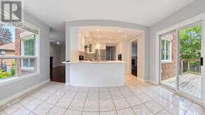 26 WARNER ROAD | Barrie Ontario | Slide Image Thirteen