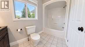 26 WARNER ROAD | Barrie Ontario | Slide Image Thirty-five